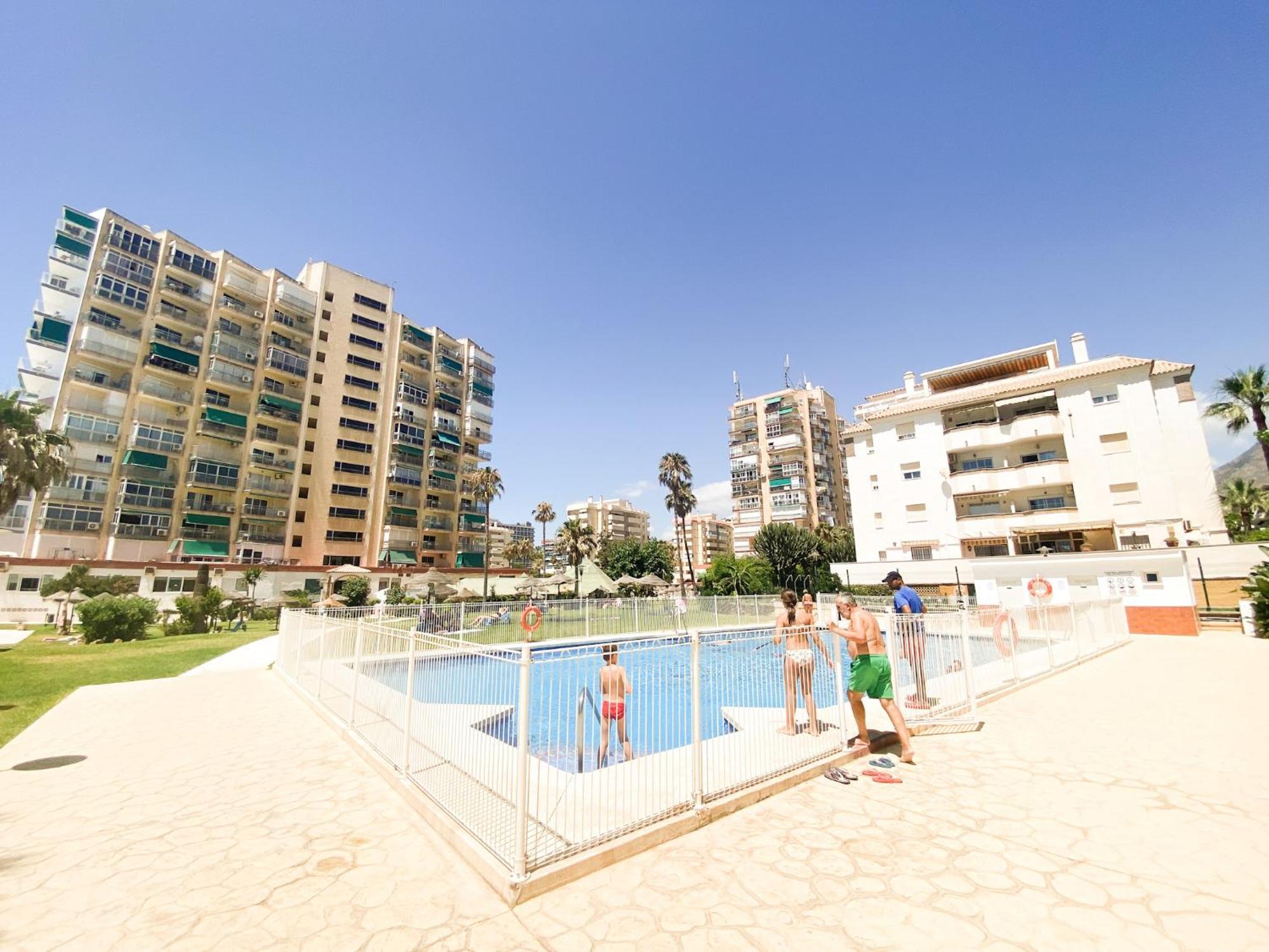 Appartamento Vistas Al Mar A 1 Min De Playa Con Parkig Gratis Benalmádena Esterno foto